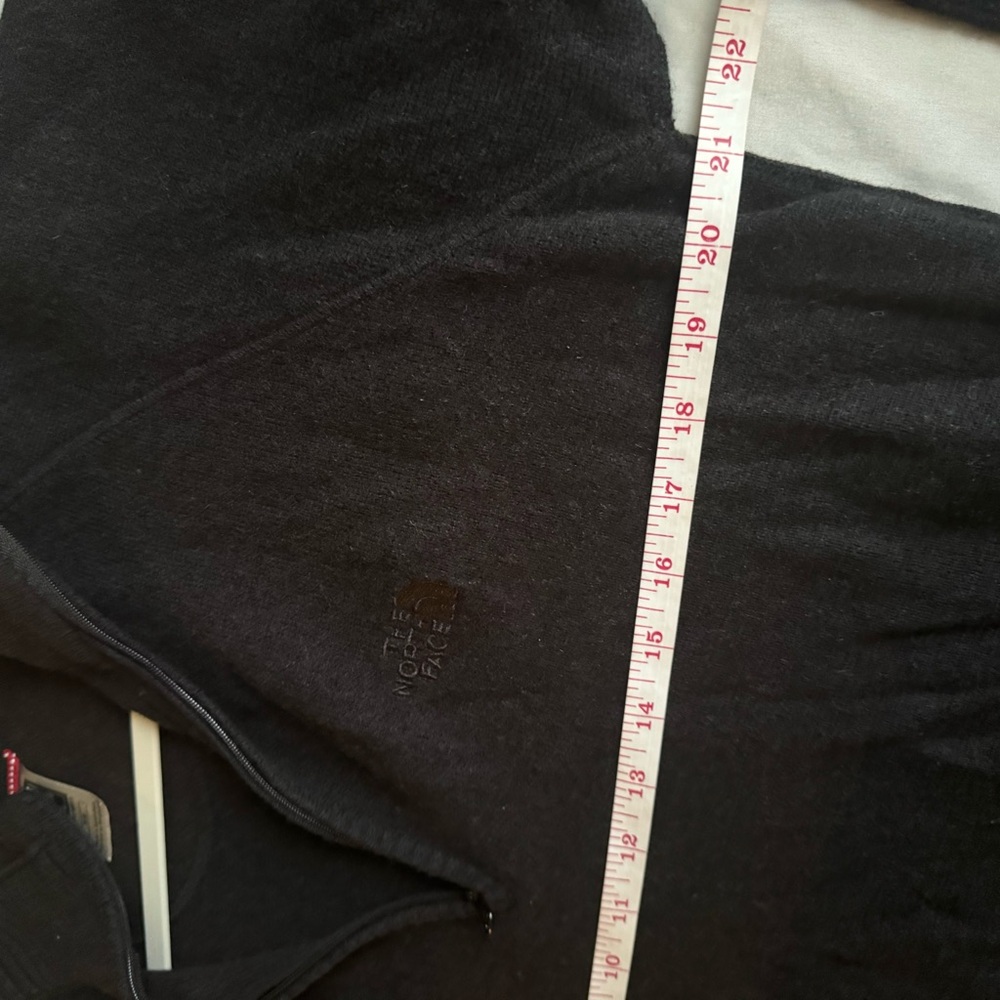 The North Face Men’s Wool Blend Quarter Zip Sweater size M - Picture 7 of 7